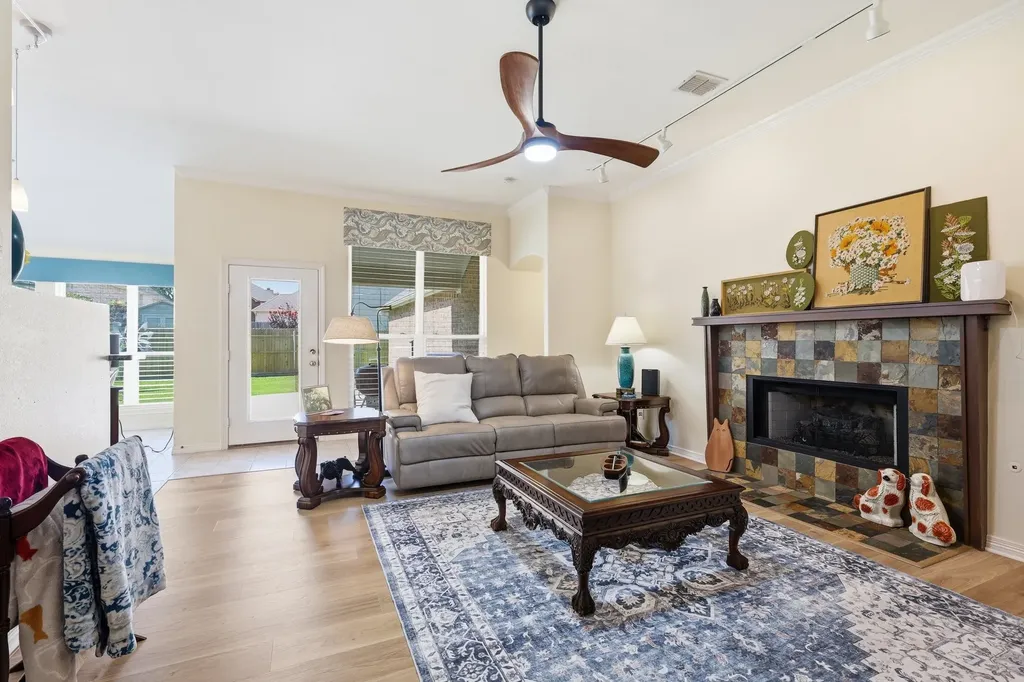 1920 Overlook Ridge Drive Keller TX 76248