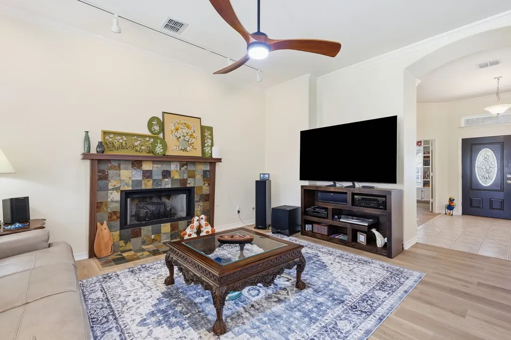 1920 Overlook Ridge Drive Keller TX 76248