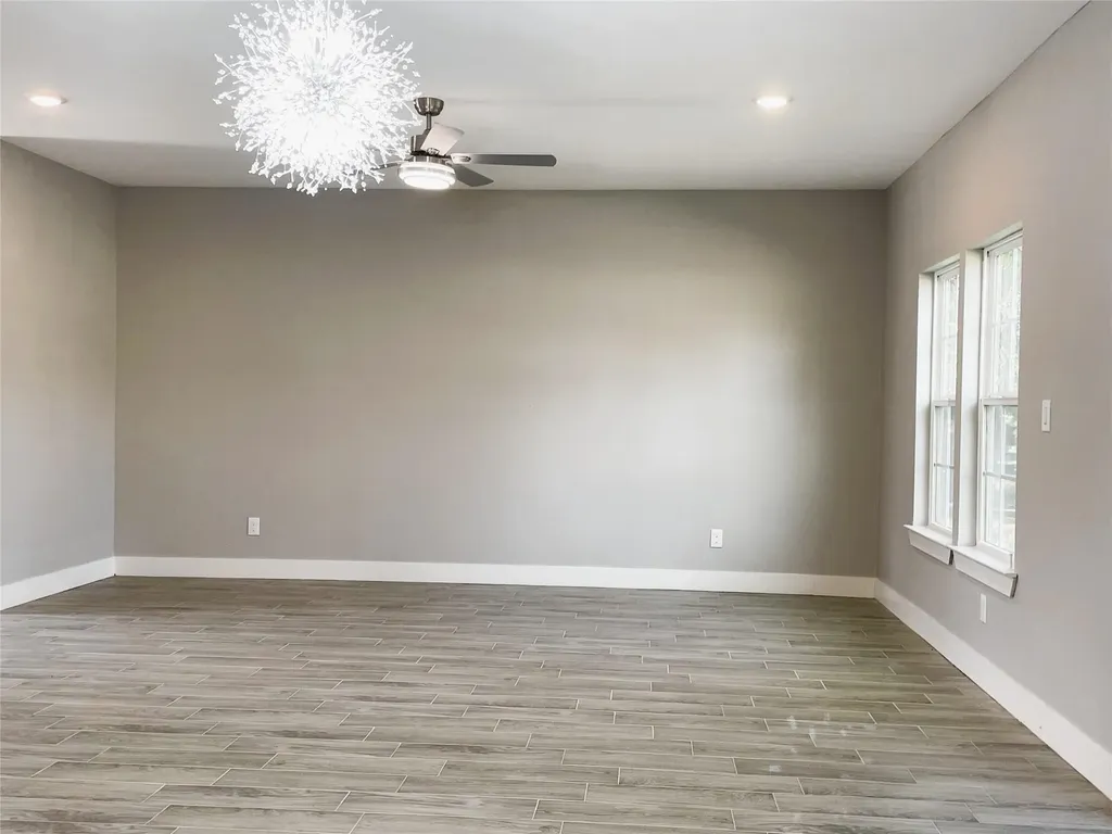 1806 Fuller Street Greenville TX 75401