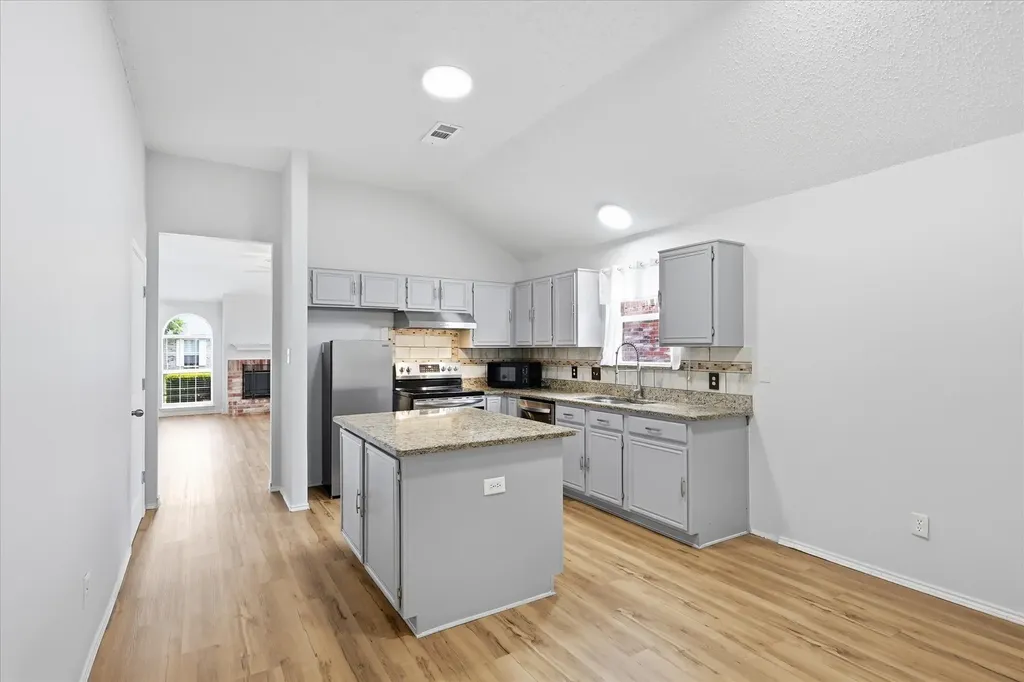 2825 Bent Brook Drive Mesquite TX 75181