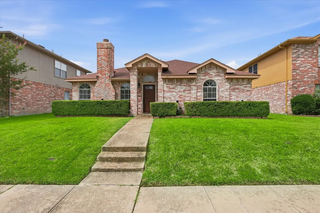 2825 Bent Brook Drive Mesquite TX 75181