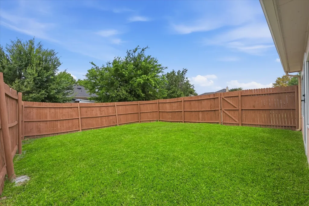 2825 Bent Brook Drive Mesquite TX 75181