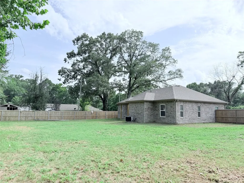 449 Cypress Street Pittsburg TX 75686