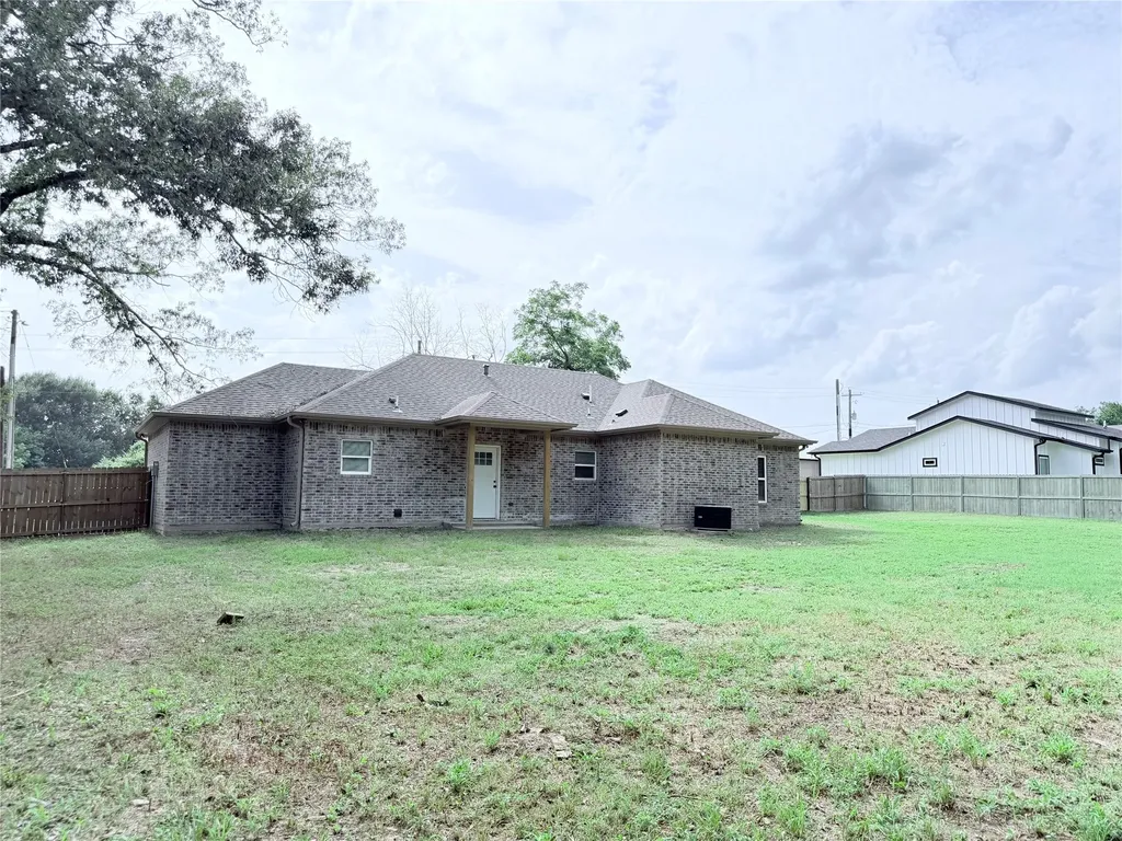 449 Cypress Street Pittsburg TX 75686