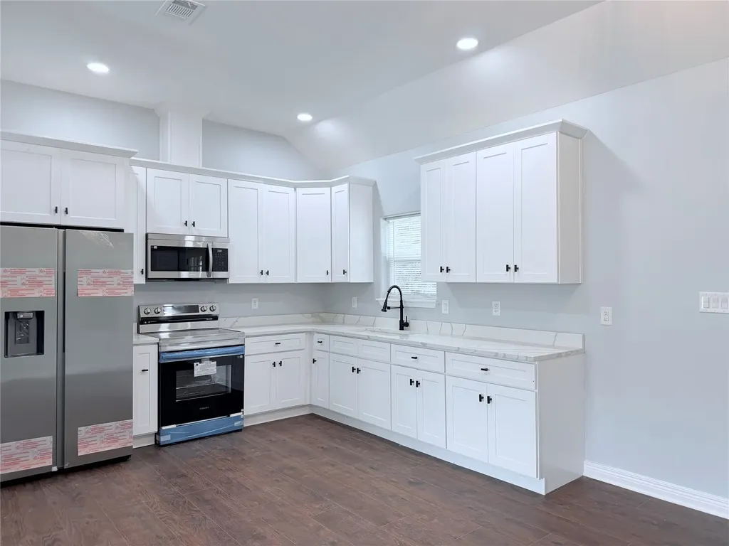 449 Cypress Street Pittsburg TX 75686