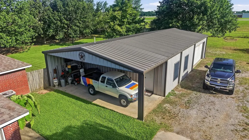 522 Preston Drive Pottsboro TX 75076