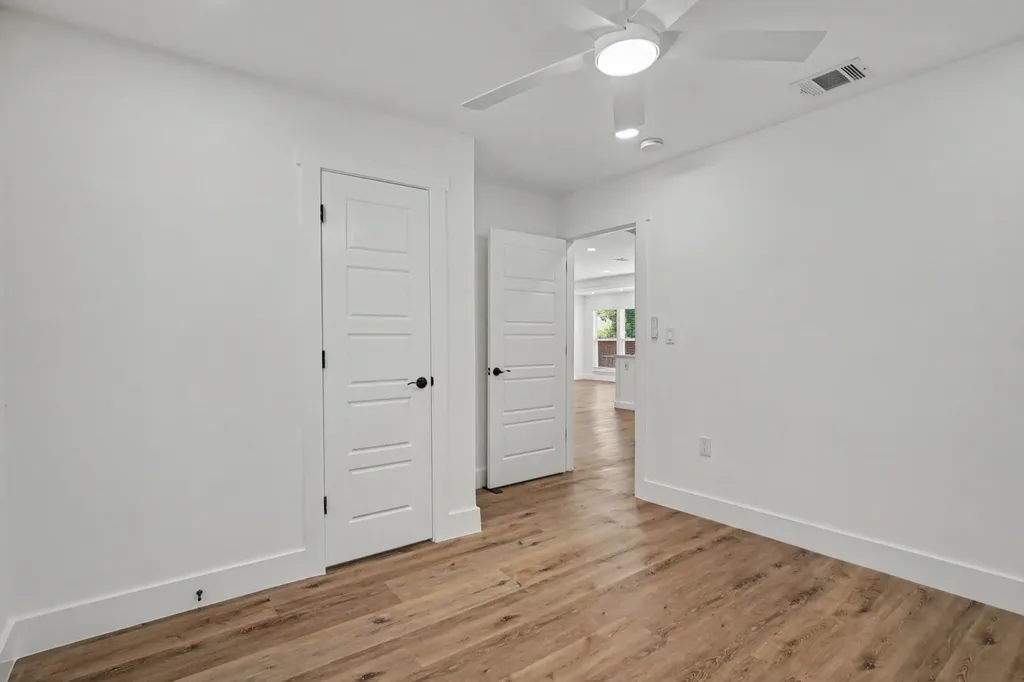 2117 Montana Trail Grand Prairie TX 75052