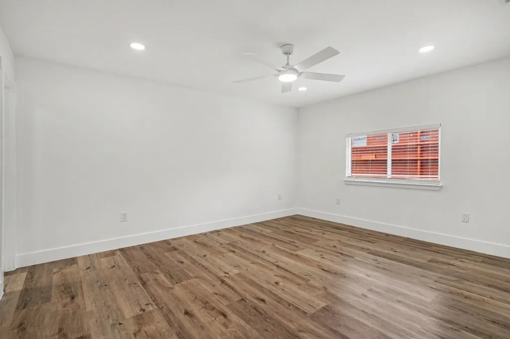 2117 Montana Trail Grand Prairie TX 75052