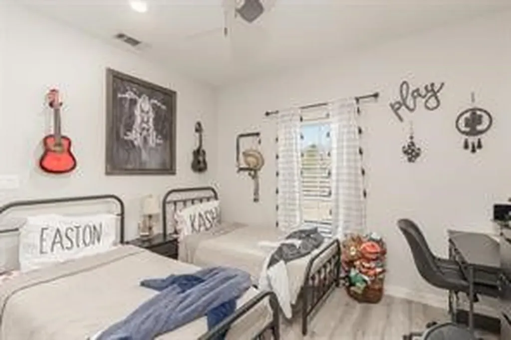 101 Lakeview Trail Mabank TX 75147