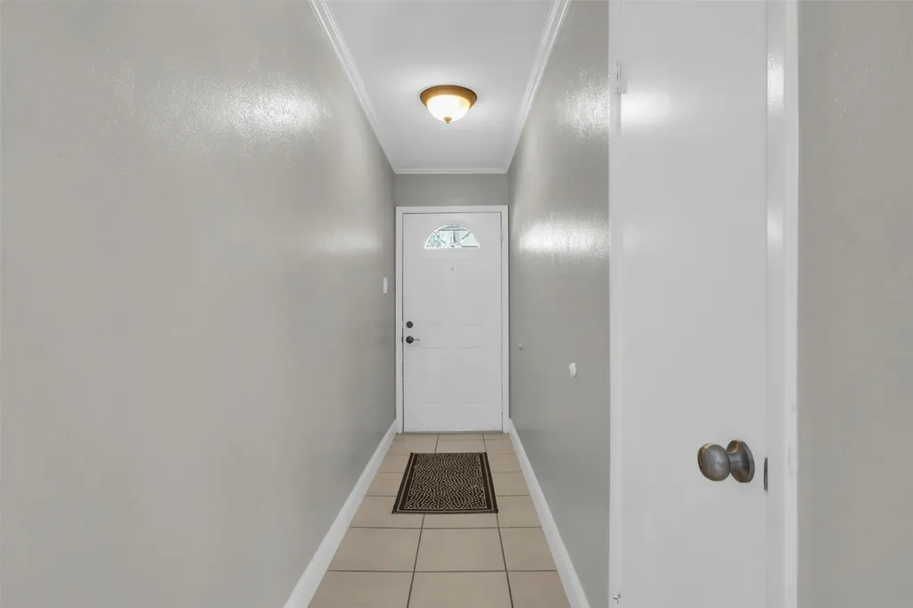6921 Windy Hill Road Forest Hill TX 76140