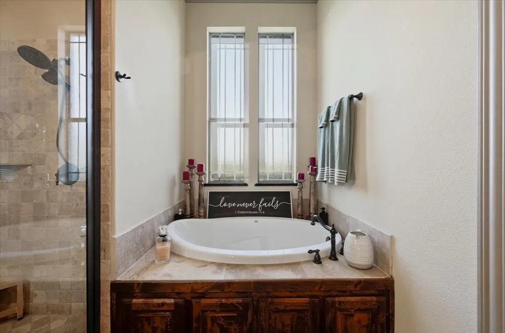 5062 White Pine Drive Royse City TX 75189