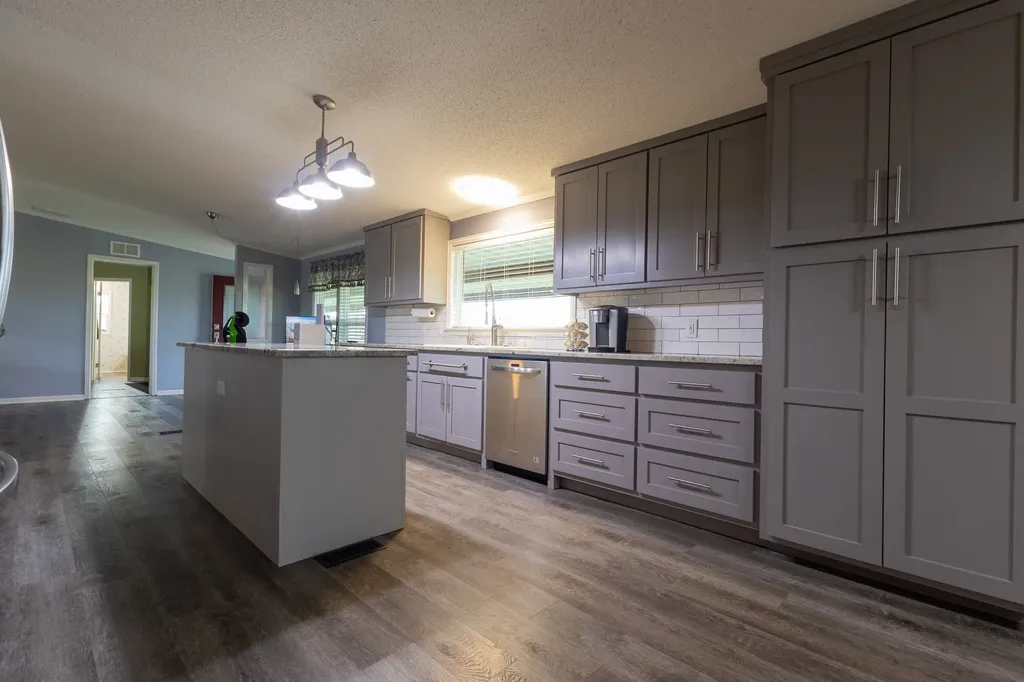 401 County Road 330 Granger TX 76530