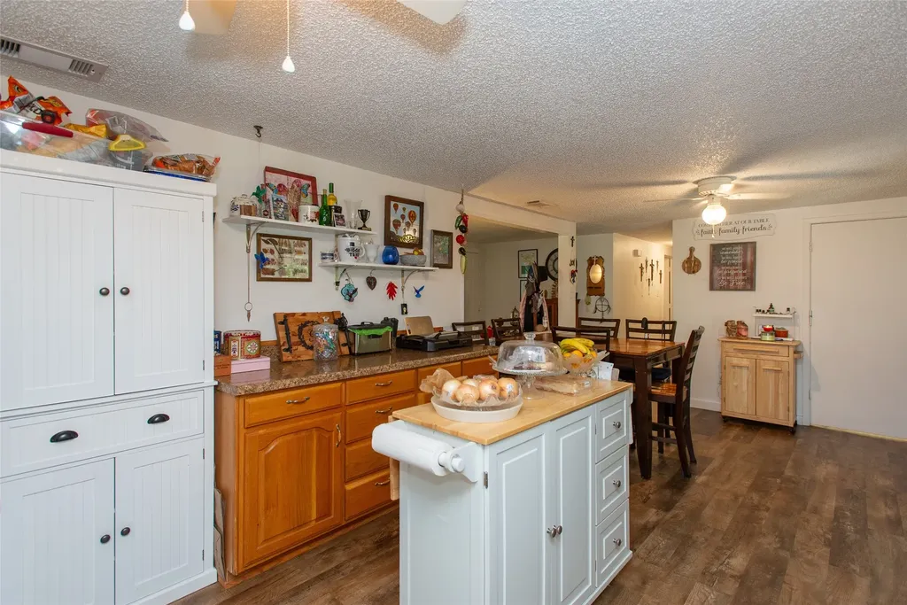 8018 Double Bridge Road Mabank TX 75156