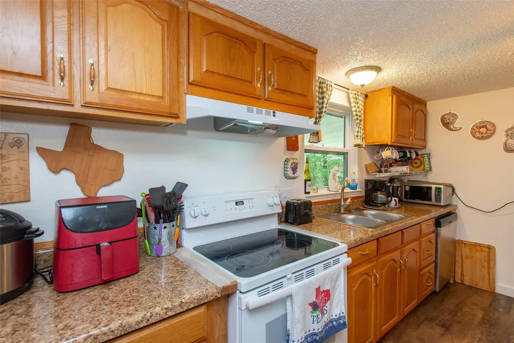 8018 Double Bridge Road Mabank TX 75156