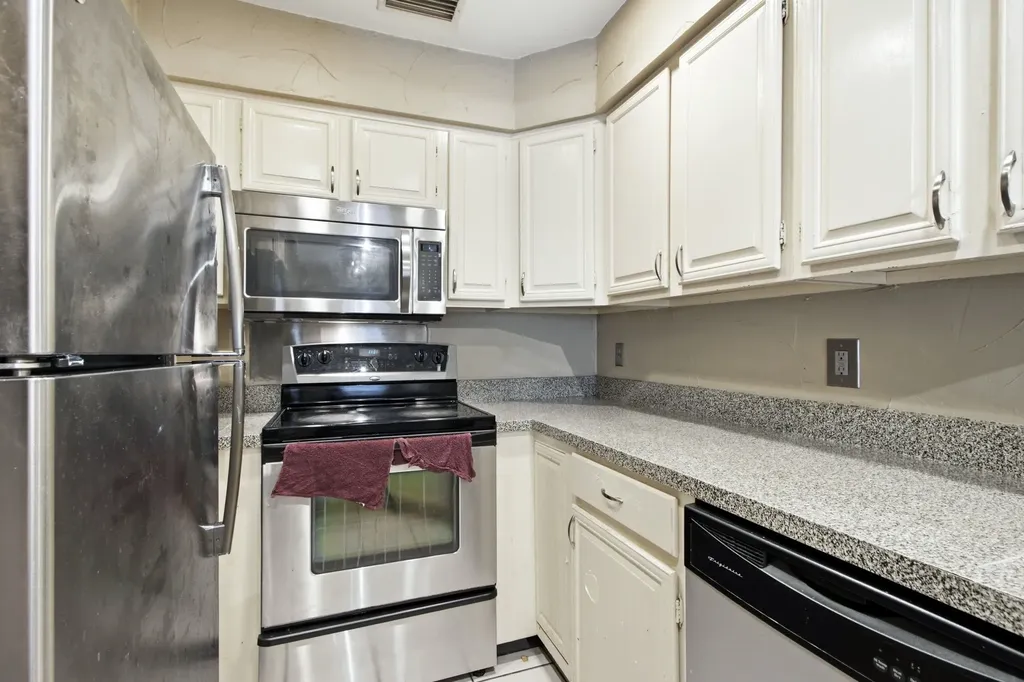 5325 Bent Tree Forest Drive Dallas TX 75248