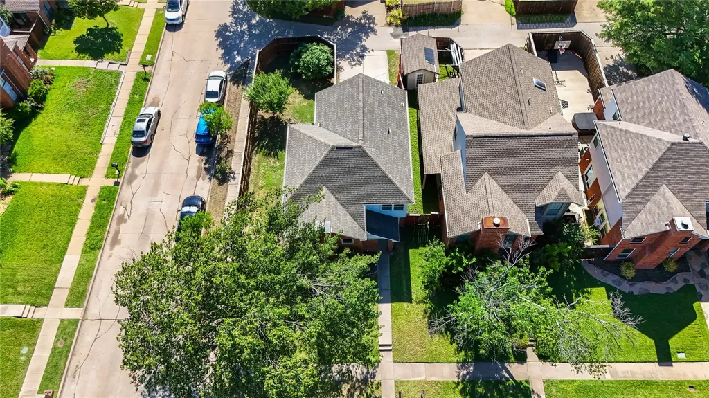 4201 Phoenix Carrollton TX 75010