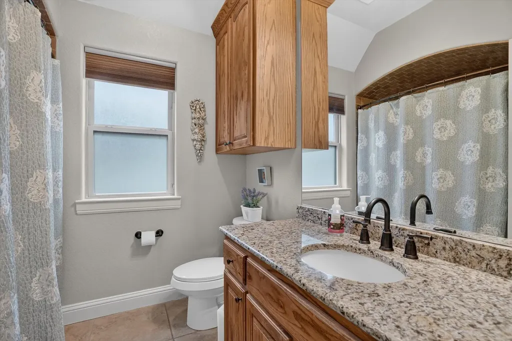 3545 Abes Landing Drive Granbury TX 76049