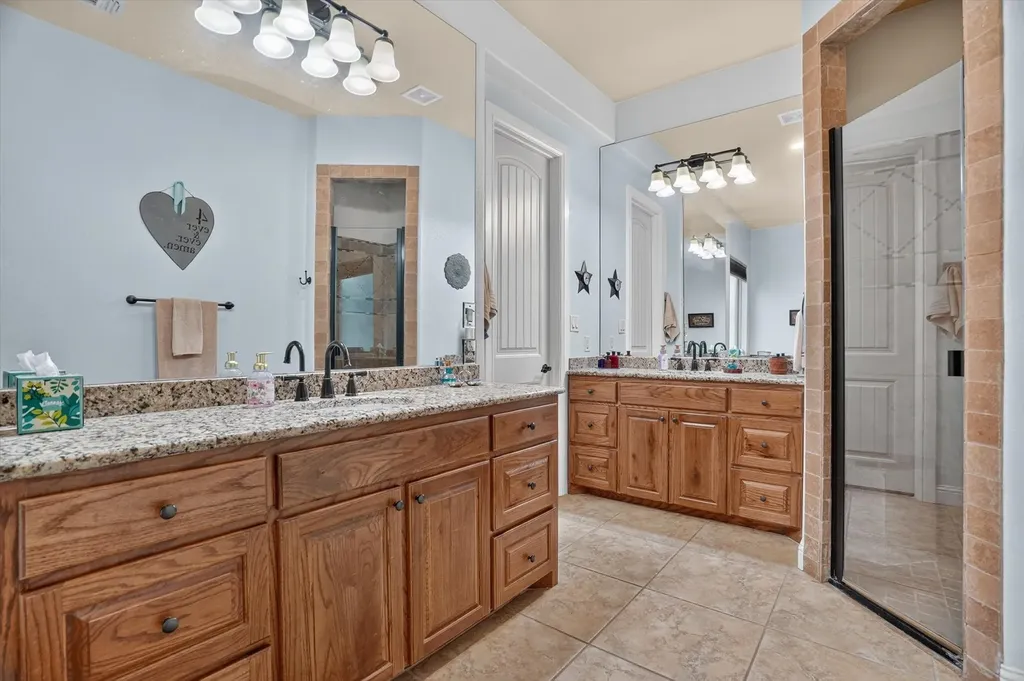 3545 Abes Landing Drive Granbury TX 76049