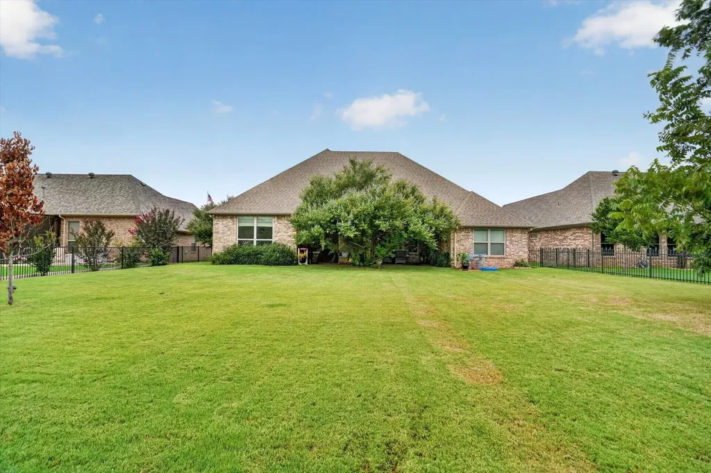 3545 Abes Landing Drive Granbury TX 76049