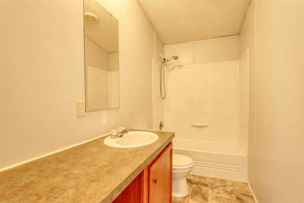 18531 Doubletree Drive Justin TX 76247