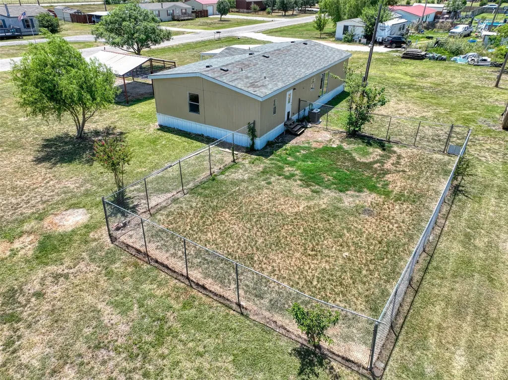 18531 Doubletree Drive Justin TX 76247