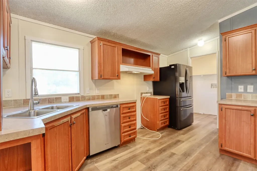 18531 Doubletree Drive Justin TX 76247