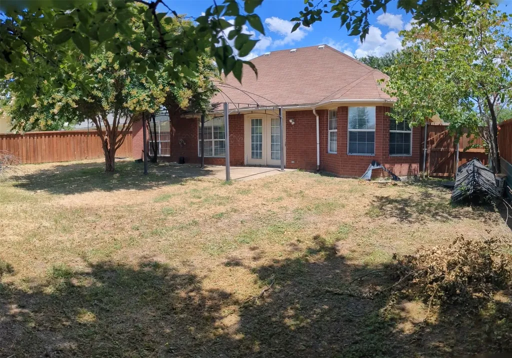 1010 Enlow Circle Commerce TX 75428