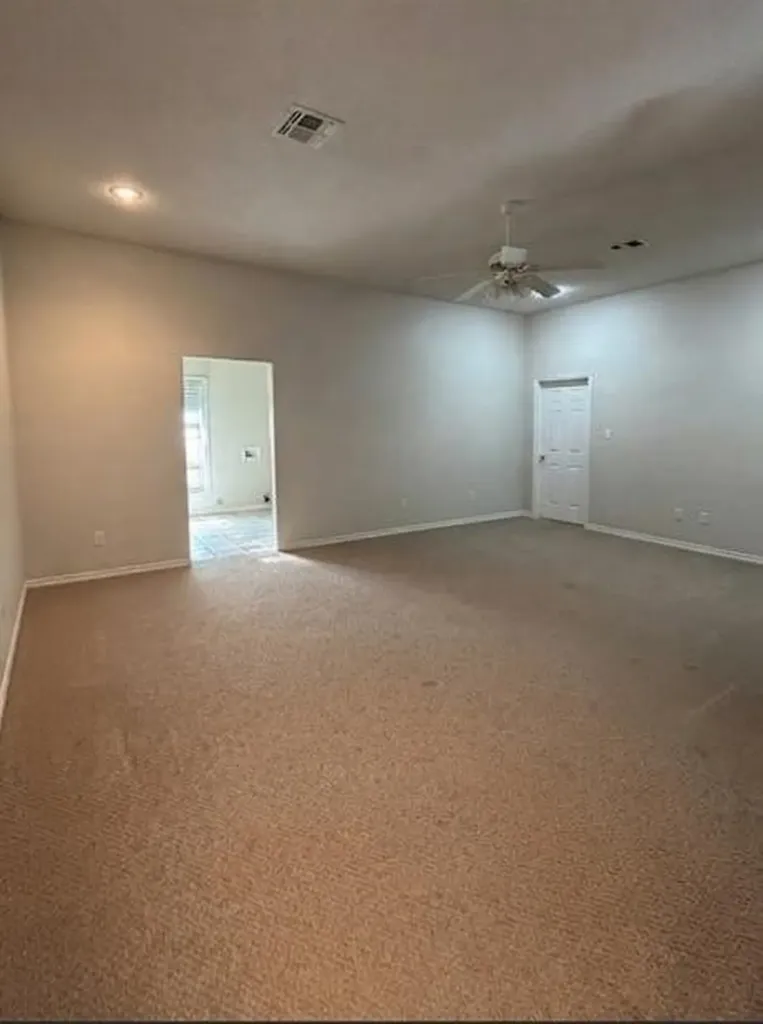 1010 Enlow Circle Commerce TX 75428