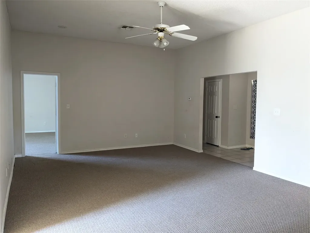 1010 Enlow Circle Commerce TX 75428