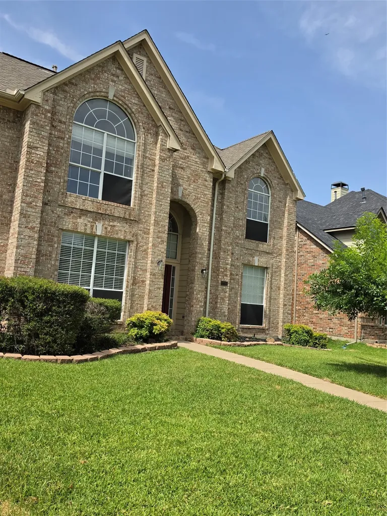 2720 Springhill Drive Grapevine TX 76051