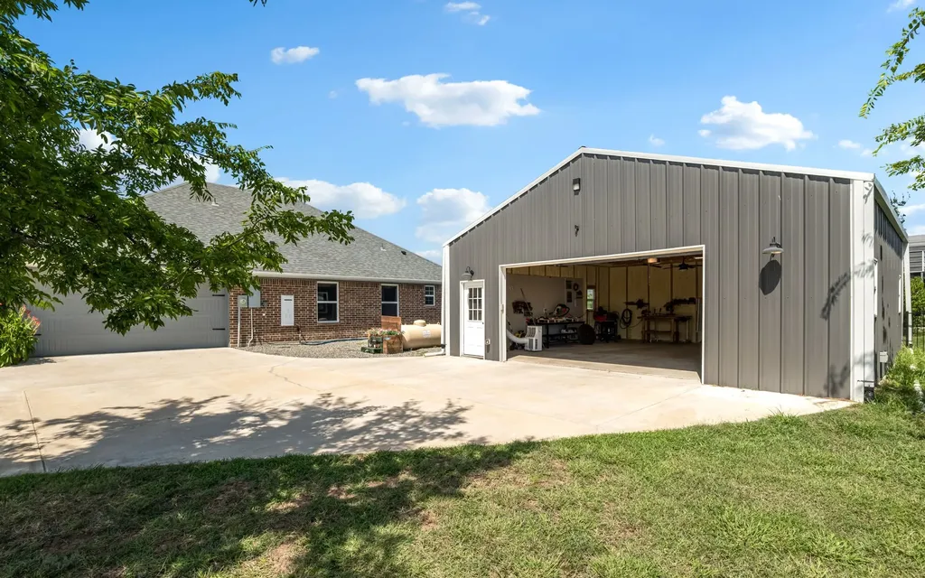 296 Hidden Meadow Trail Leonard TX 75452