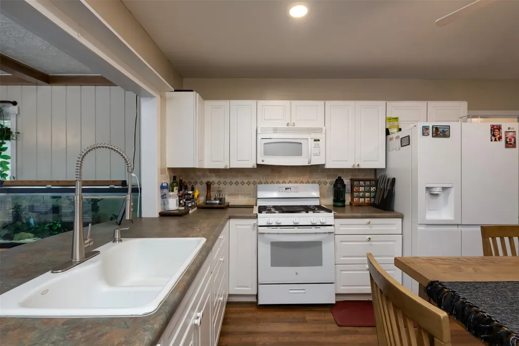 1202 NW 4th Avenue Mineral Wells TX 76067