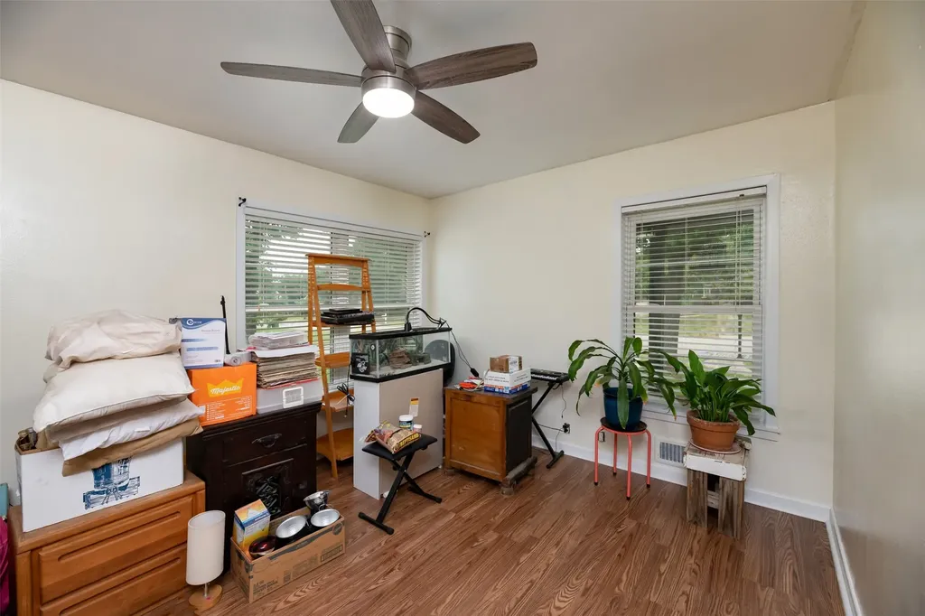 1202 NW 4th Avenue Mineral Wells TX 76067
