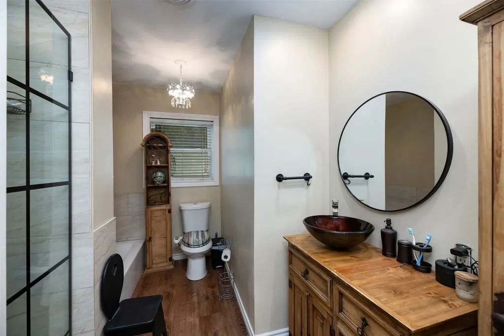 1202 NW 4th Avenue Mineral Wells TX 76067