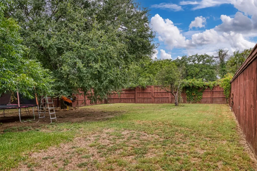 1202 NW 4th Avenue Mineral Wells TX 76067