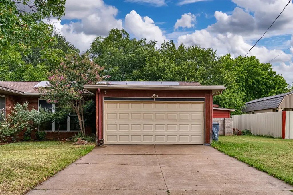 1202 NW 4th Avenue Mineral Wells TX 76067