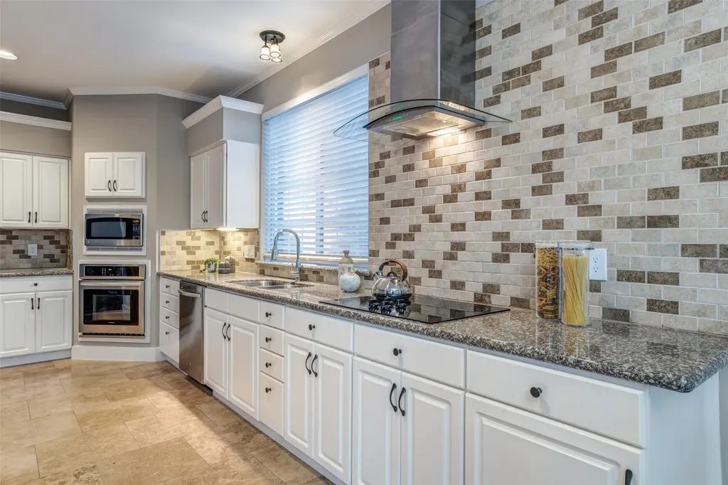 2720 Westmoreland Drive Plano TX 75093