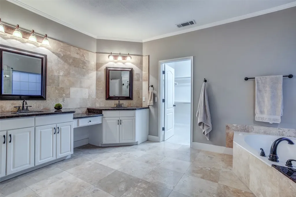 2720 Westmoreland Drive Plano TX 75093