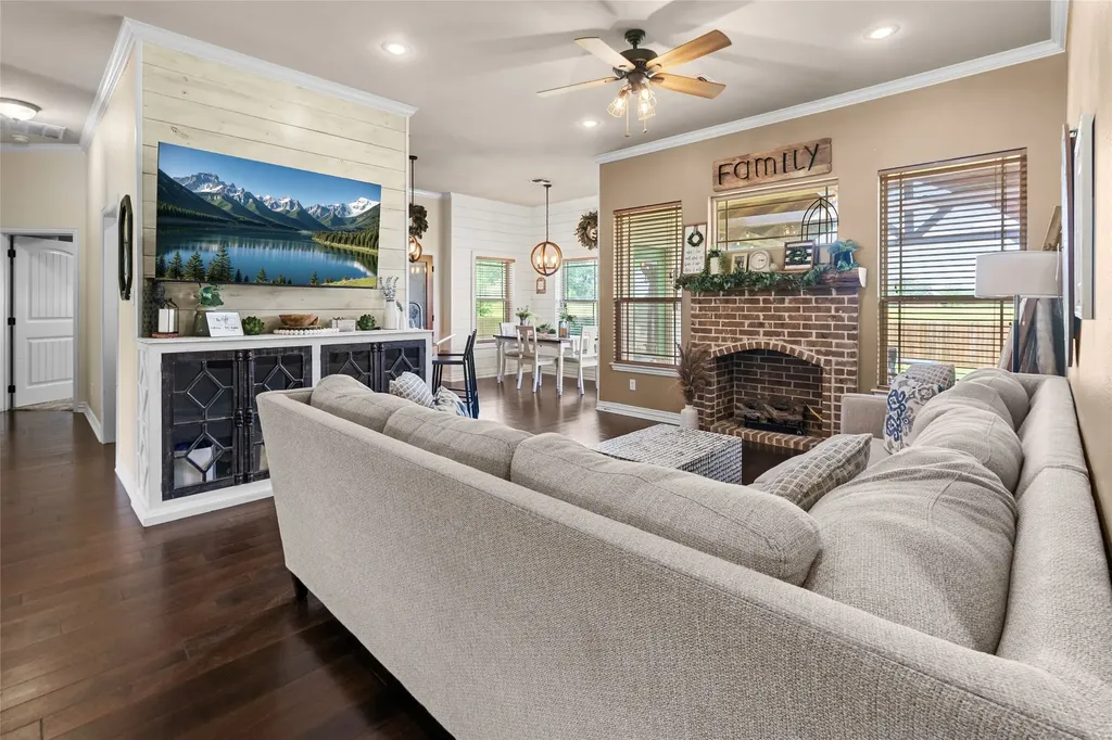 2039 Park Springs Road Sulphur Springs TX 75482