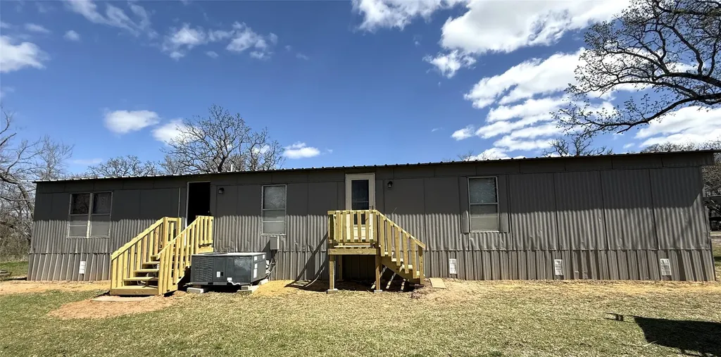1025 E Owing Street Denison TX 75021