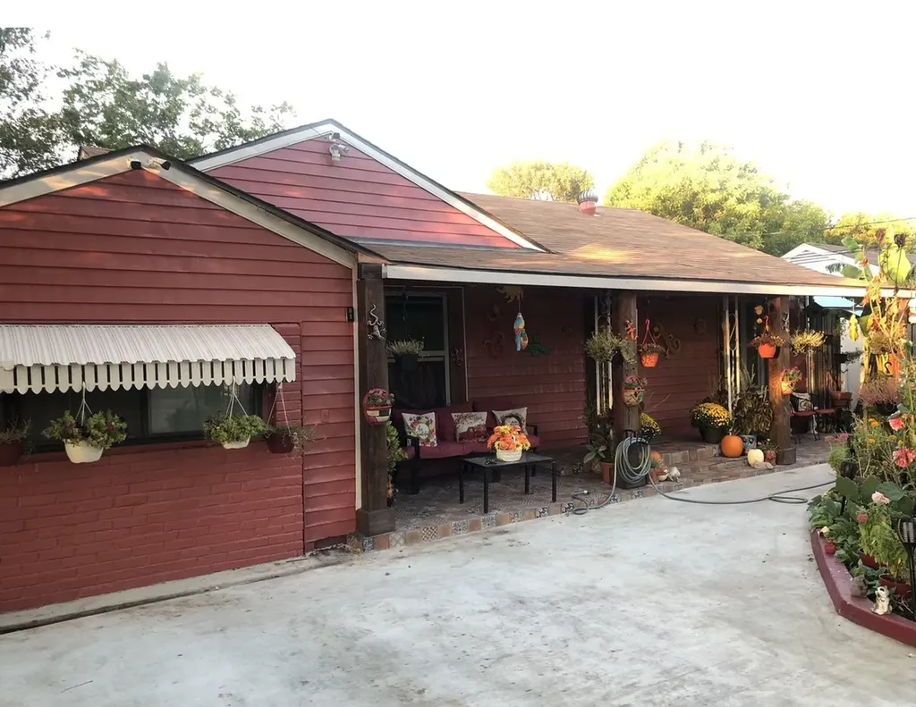 6709 Lovett Avenue Dallas TX 75227