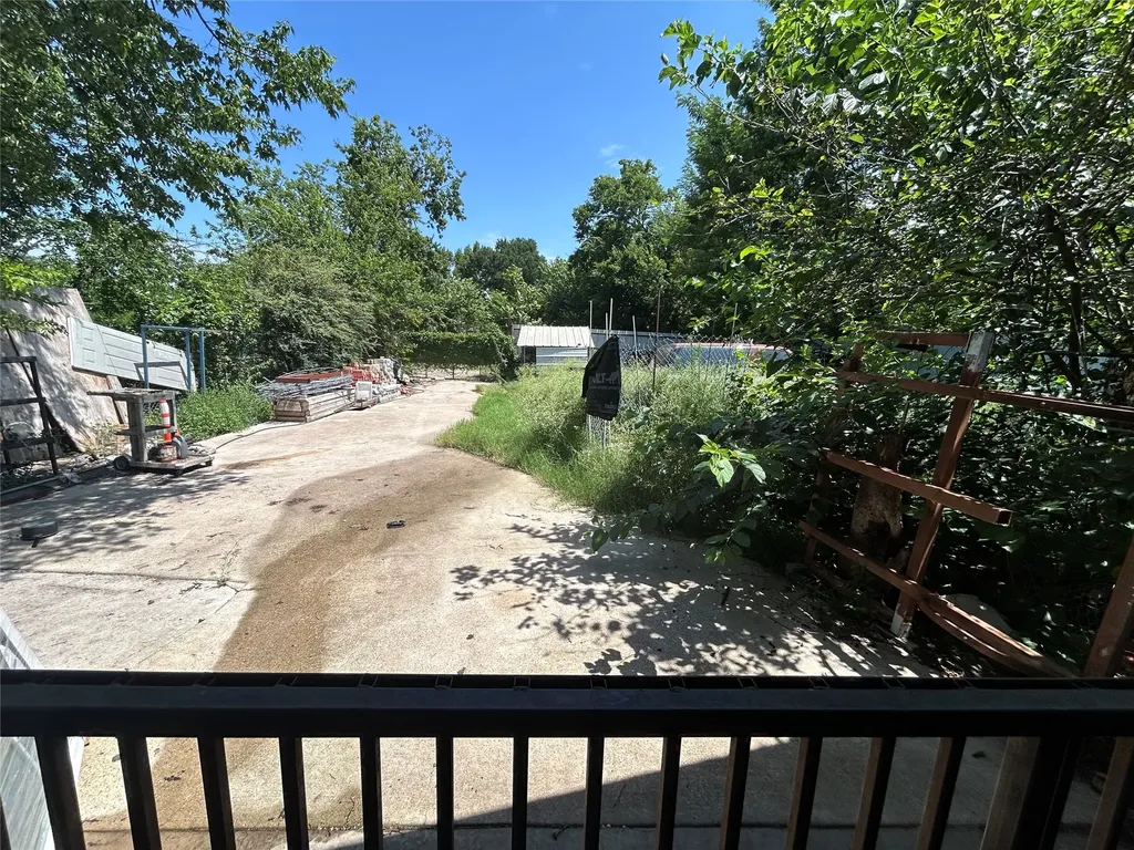 6709 Lovett Avenue Dallas TX 75227