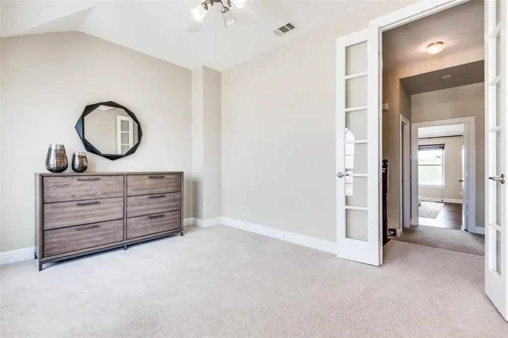 6927 Verde Irving TX 75039