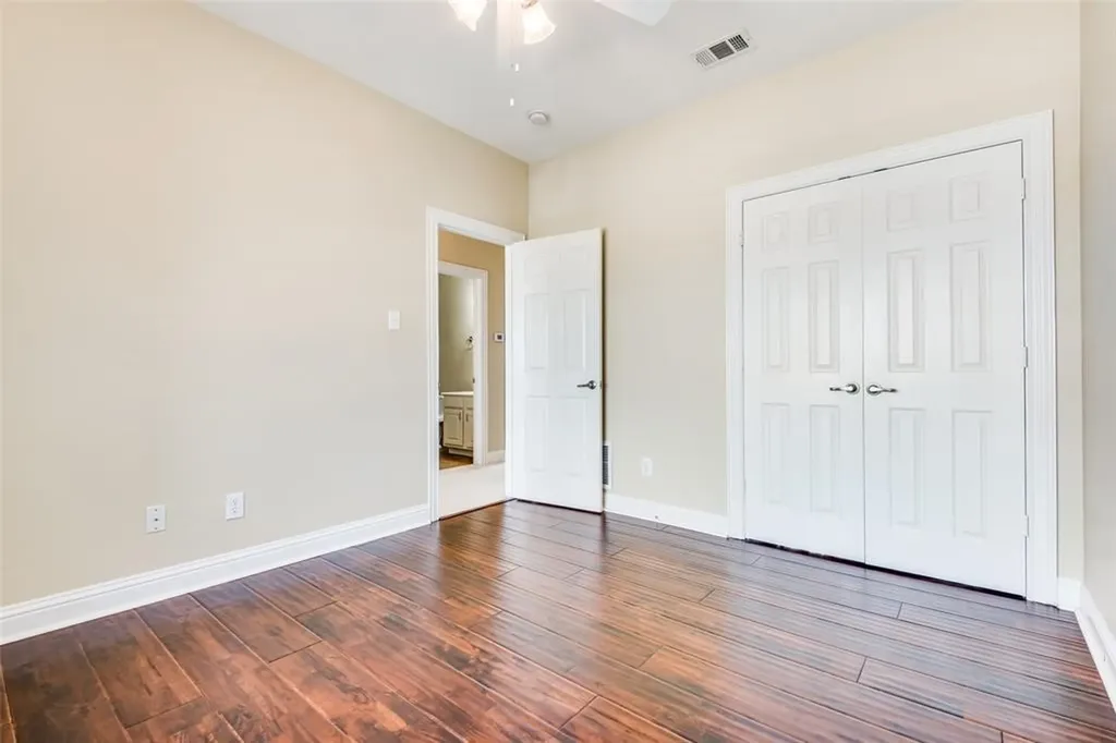 6927 Verde Irving TX 75039