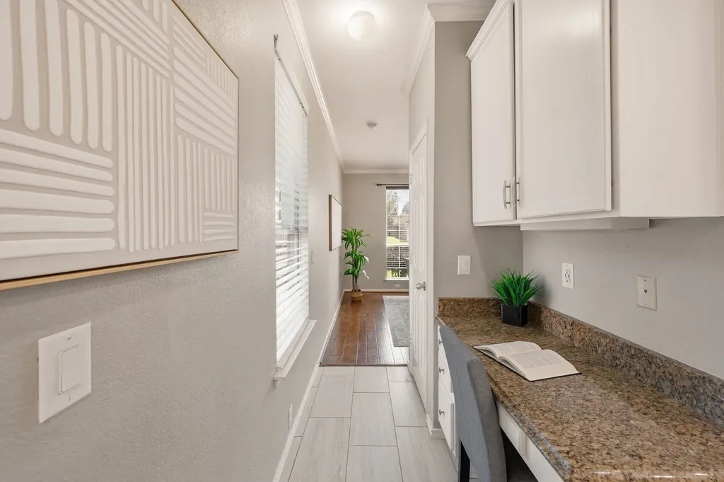 7933 Spring Run North Richland Hills TX 76182