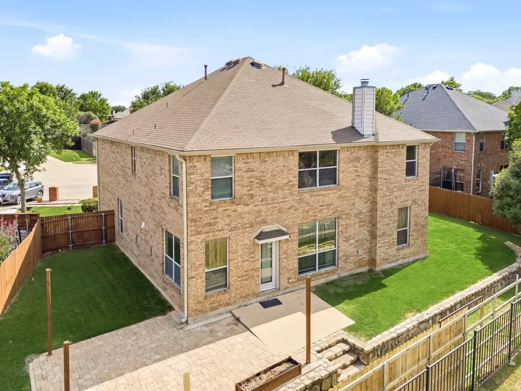 7933 Spring Run North Richland Hills TX 76182