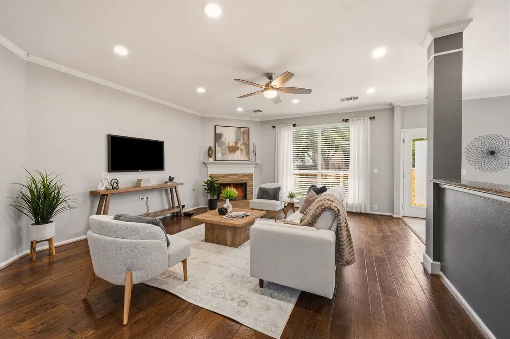 7933 Spring Run North Richland Hills TX 76182