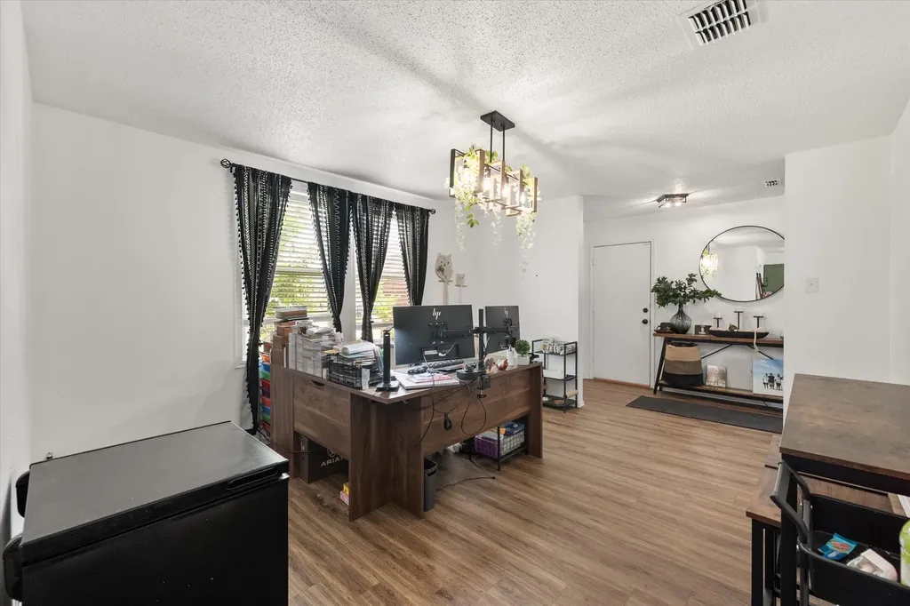 1409 Blazing Star Trail Burleson TX 76028