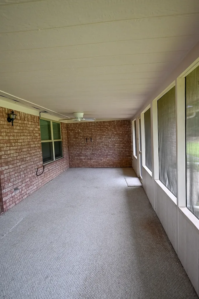 2951 N Trinity Street Decatur TX 76234
