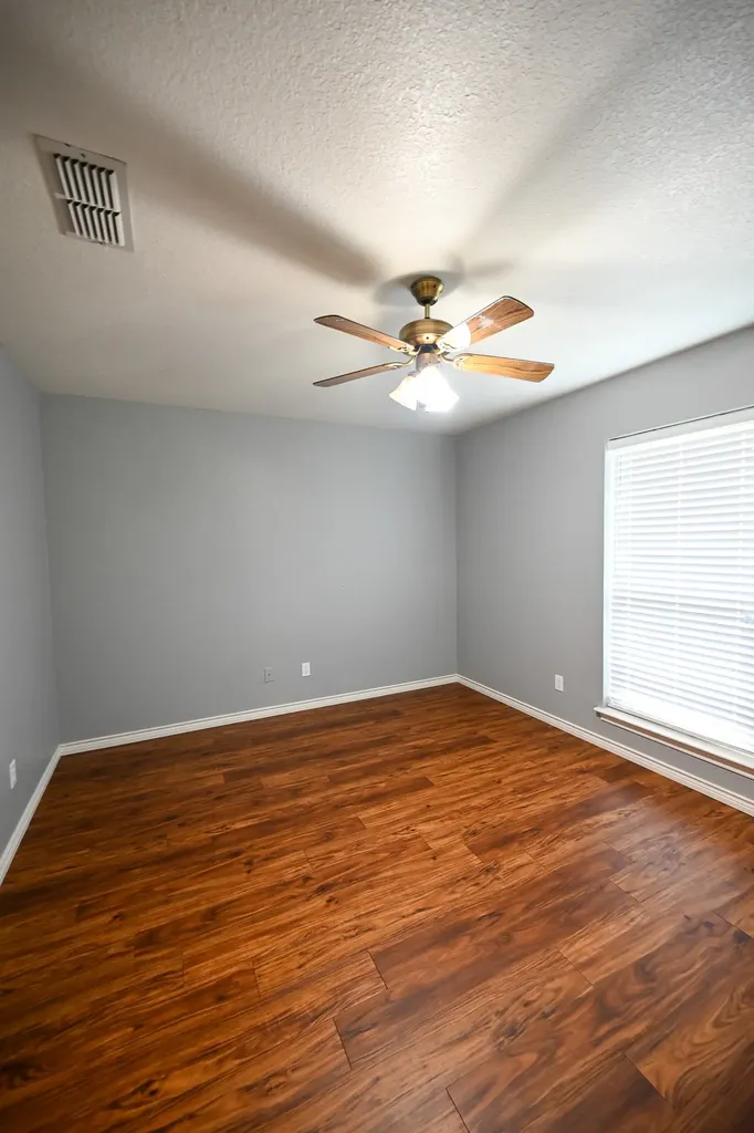 2951 N Trinity Street Decatur TX 76234